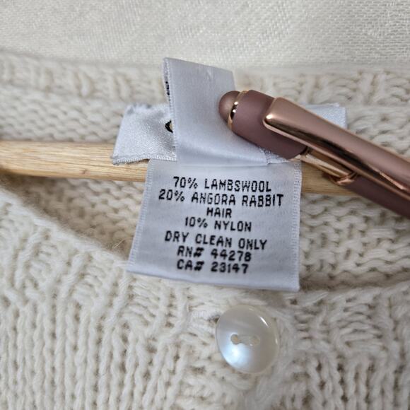 VTG Talbots Lambswool Angora Cardigan 1X Ivory Blue Snowflakes Holiday - Picture 11 of 14